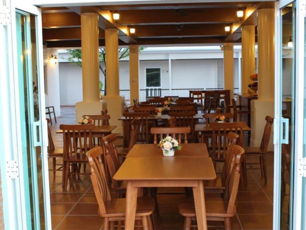 Baan Pimpisa Hotell Bang Sare Exteriör bild