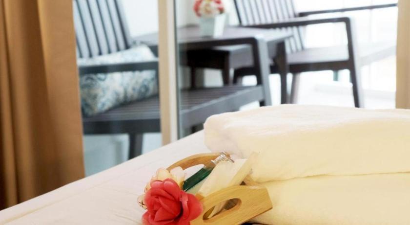 Baan Pimpisa Hotell Bang Sare Exteriör bild