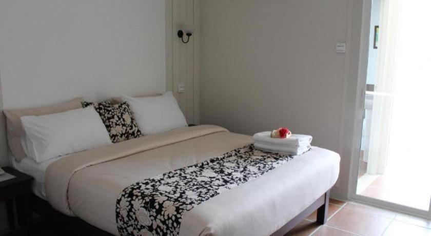Baan Pimpisa Hotell Bang Sare Exteriör bild